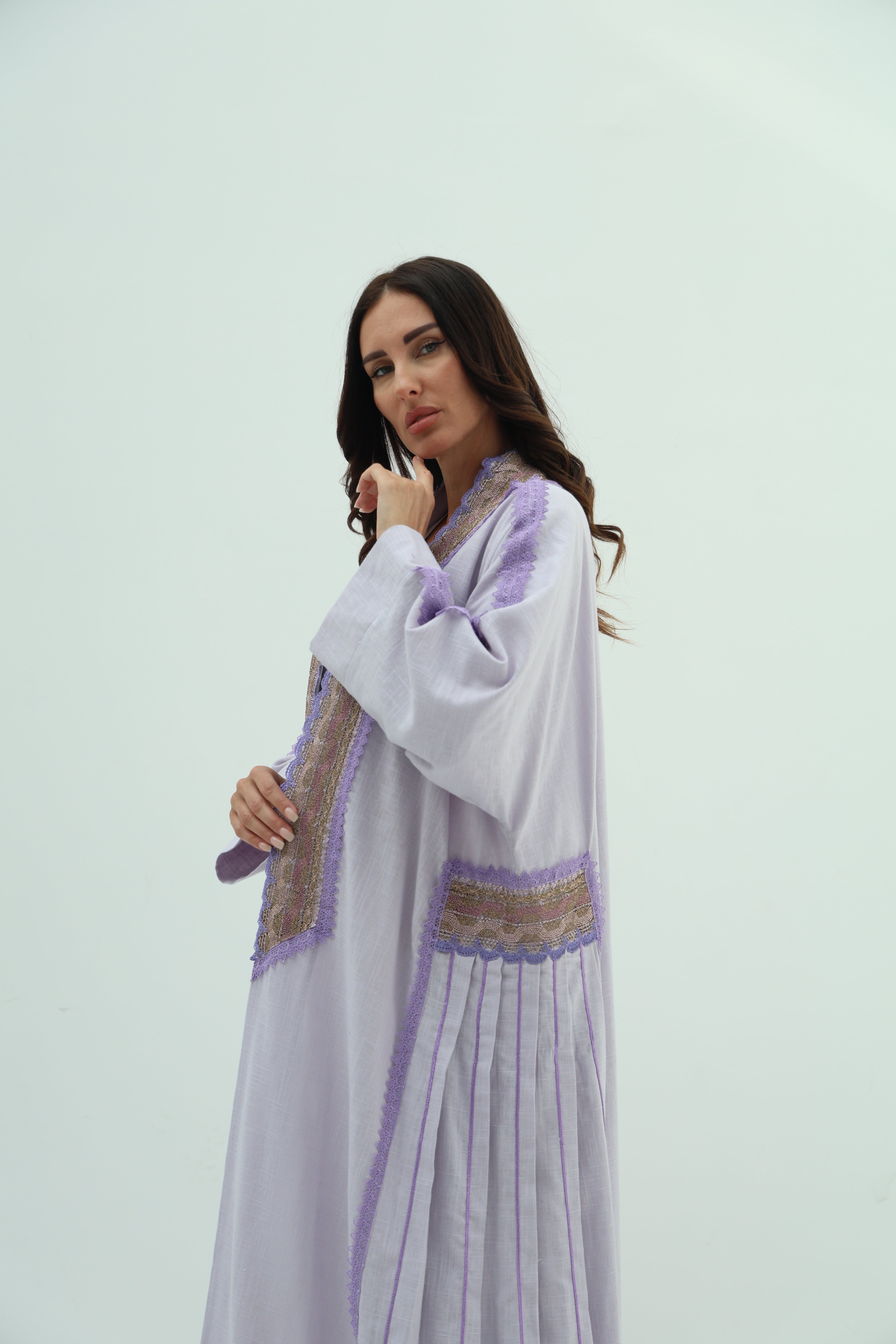 عباية كتان بنفسجية فاتحة