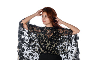 Black Dantel Cape With Belt