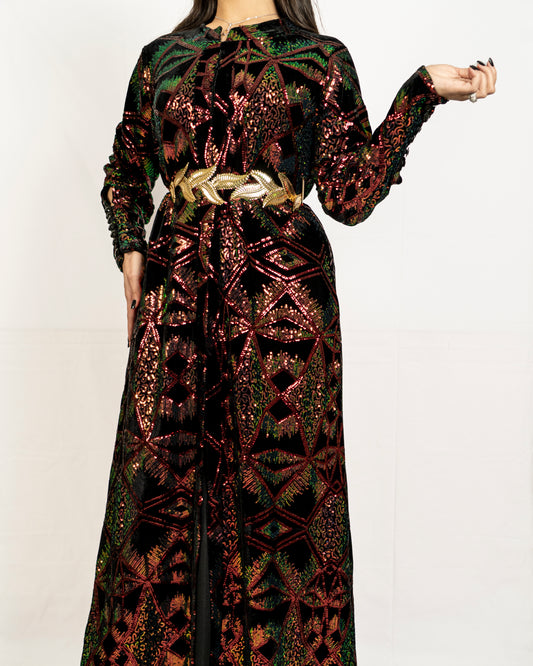Black Velvet Base Covered With Changing Colour Sequence – Black Design