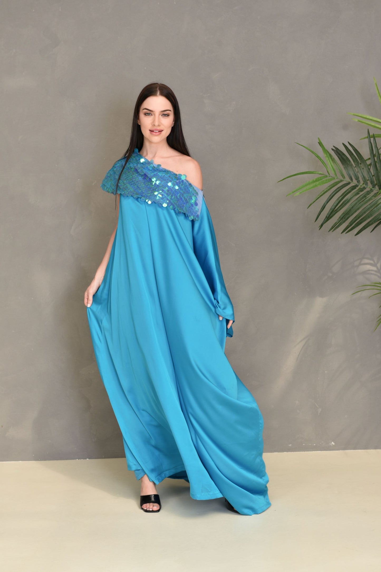 Sequence embroidery kaftan dress