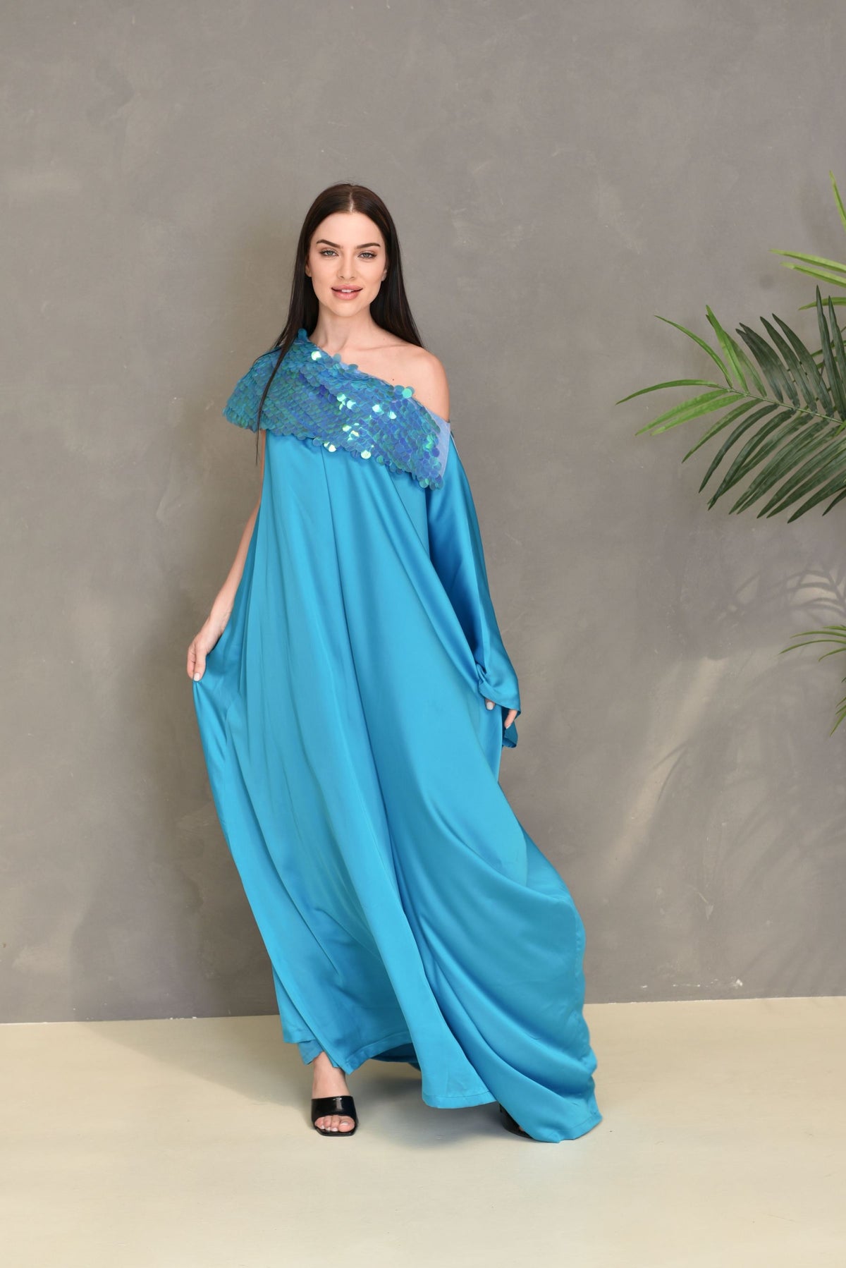 Gold Kaftan – Tulle Golden Embroidered With Sequence Lace Design