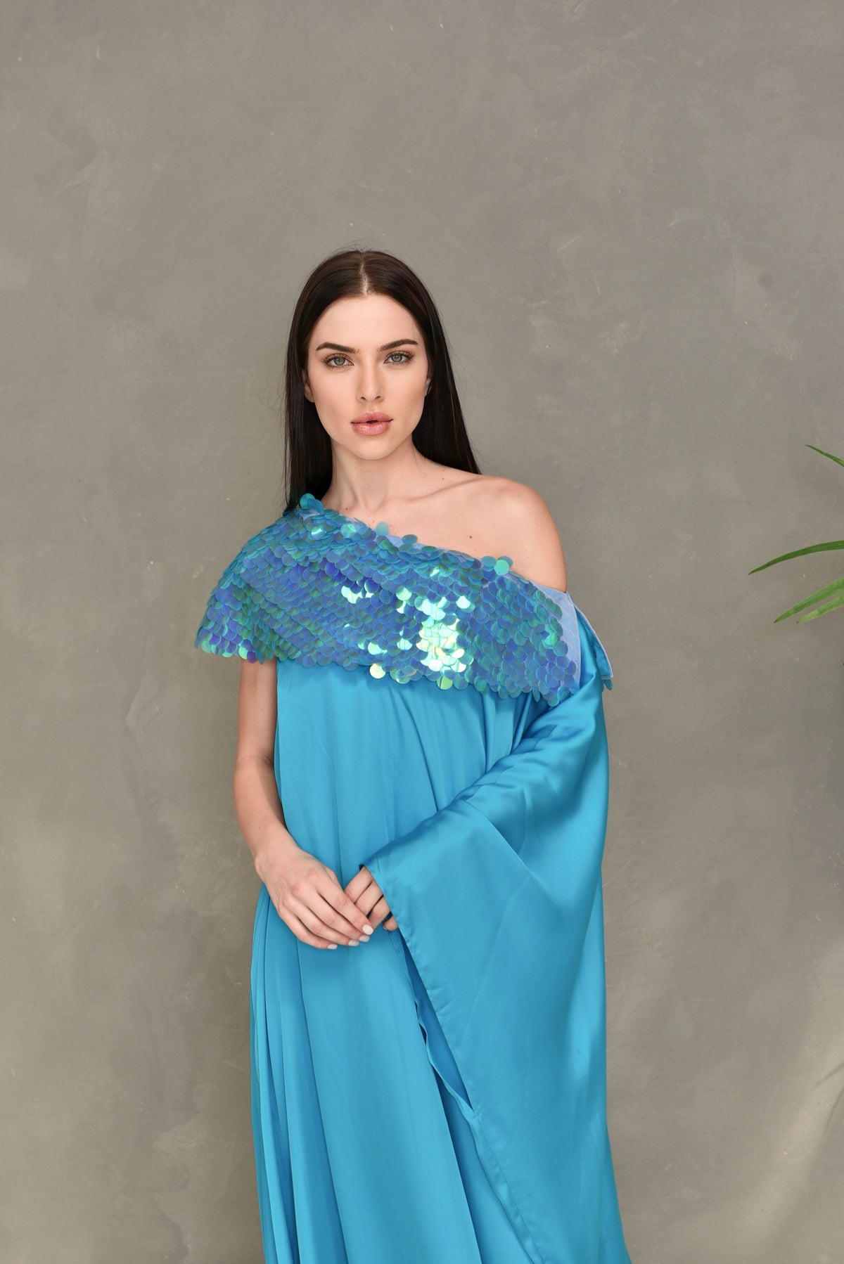 Gold Kaftan – Tulle Golden Embroidered With Sequence Lace Design