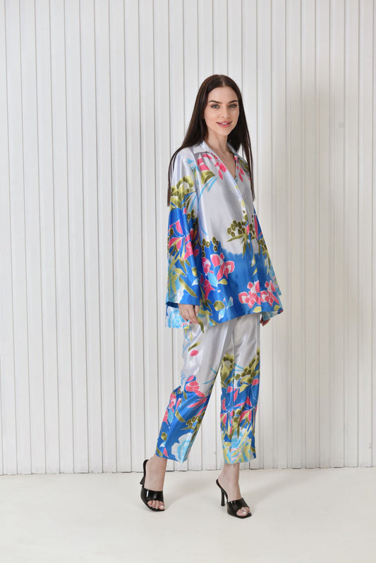 Crepe satin travel set