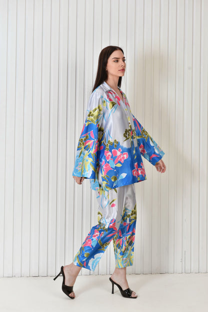 Crepe satin travel set