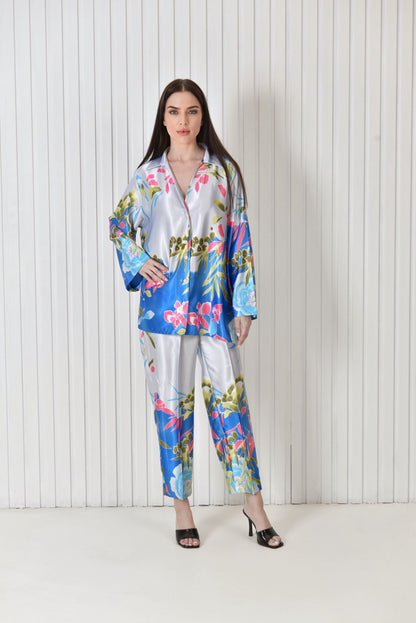 Crepe satin travel set