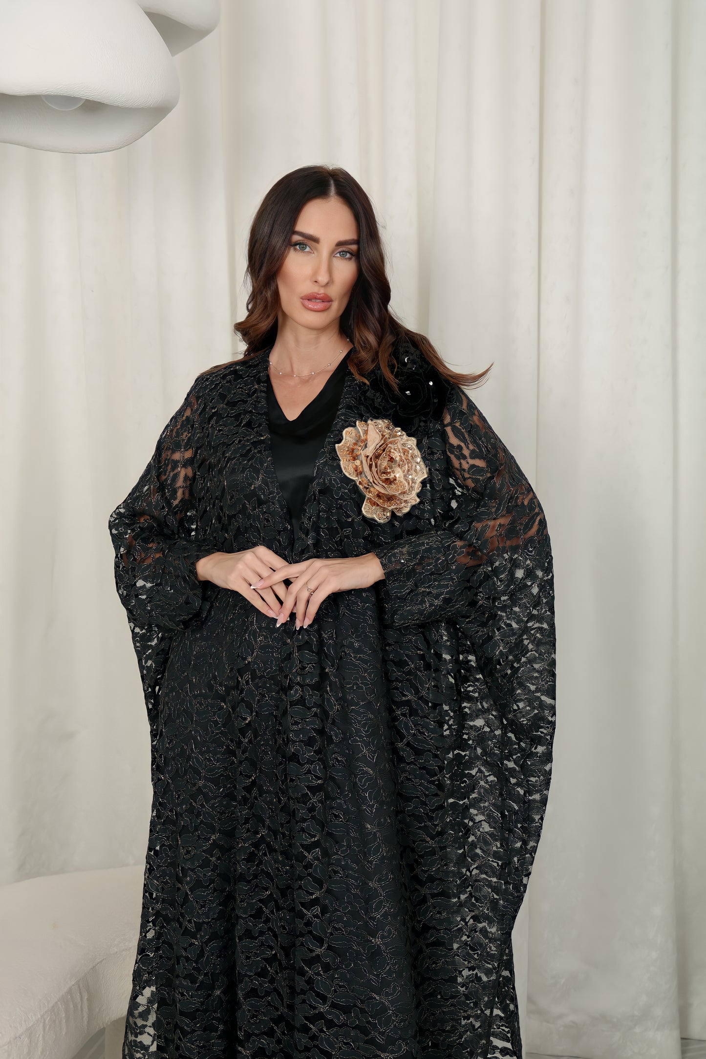 Black dantell abaya with 3D embroidered flowers
