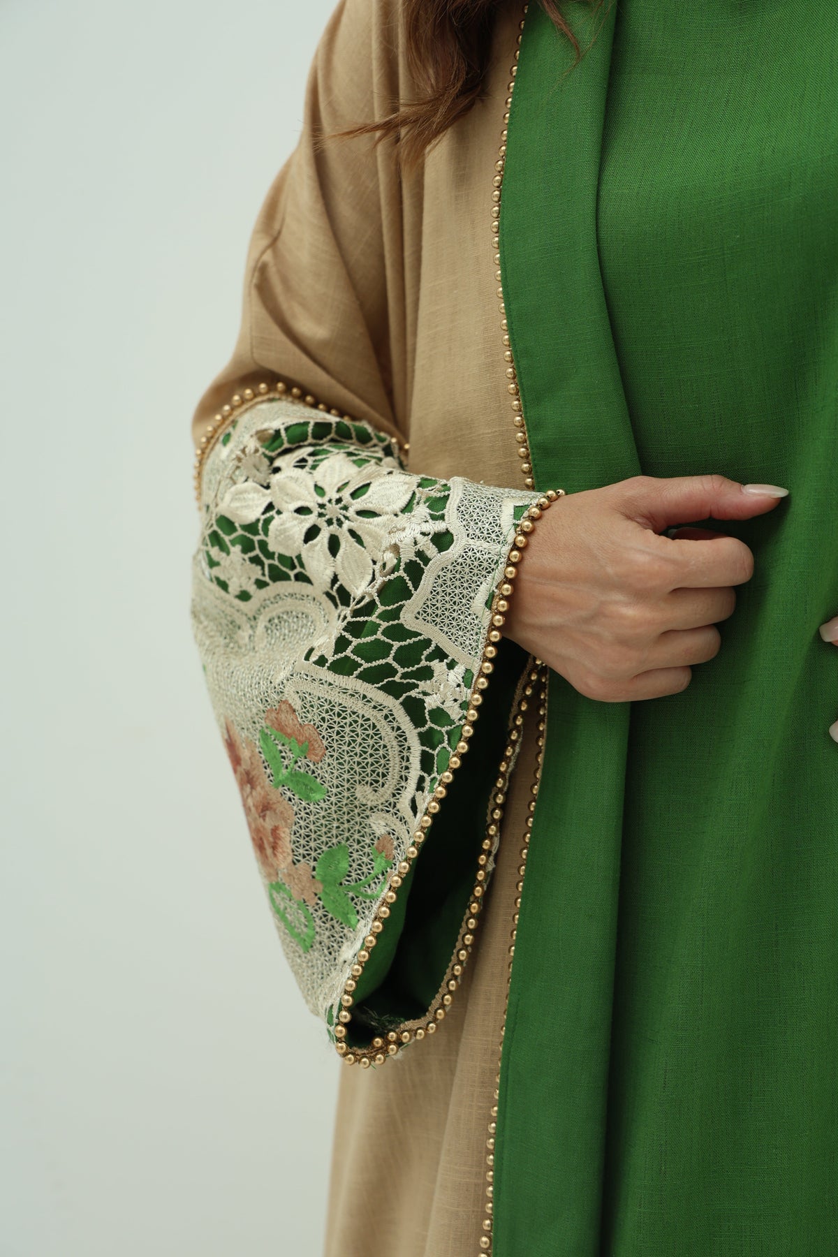 Linen green abaya – biege
