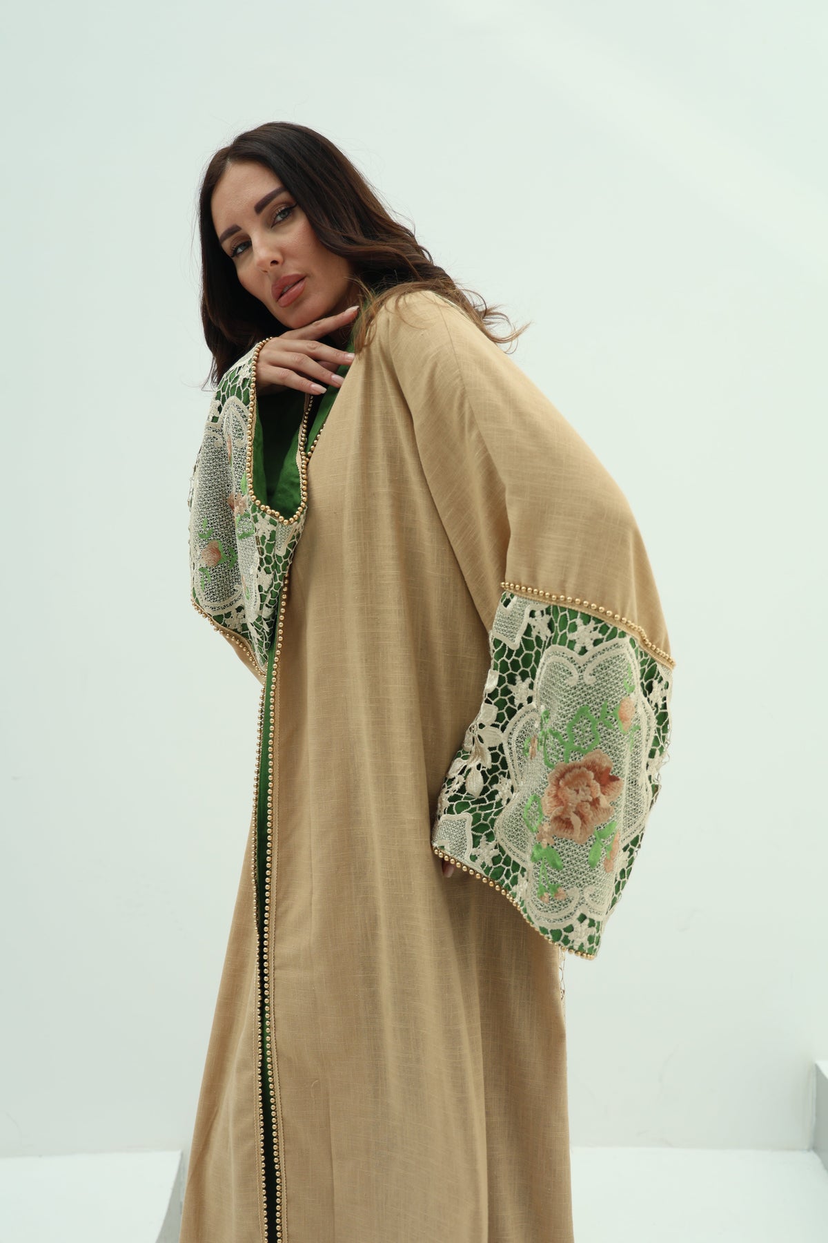 Linen green abaya – biege
