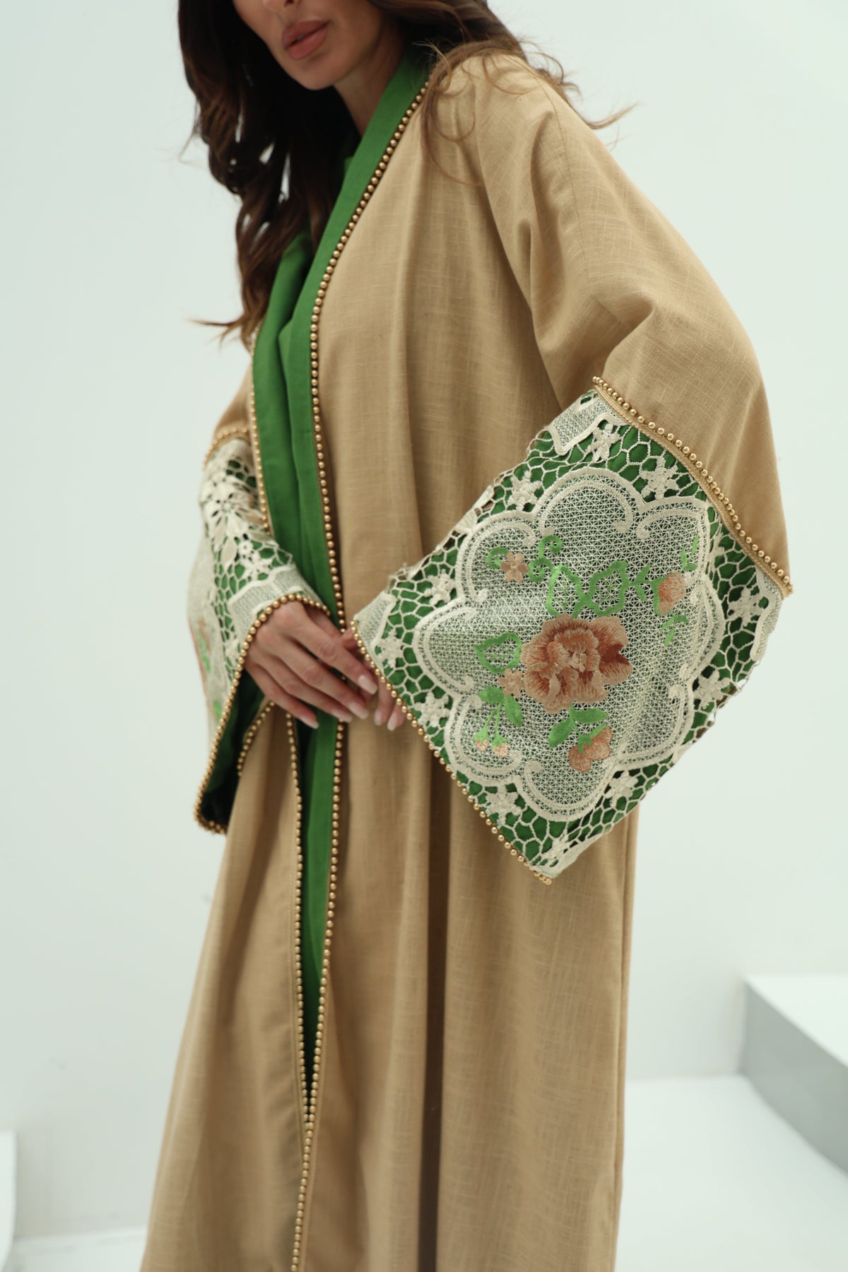Linen green abaya – biege