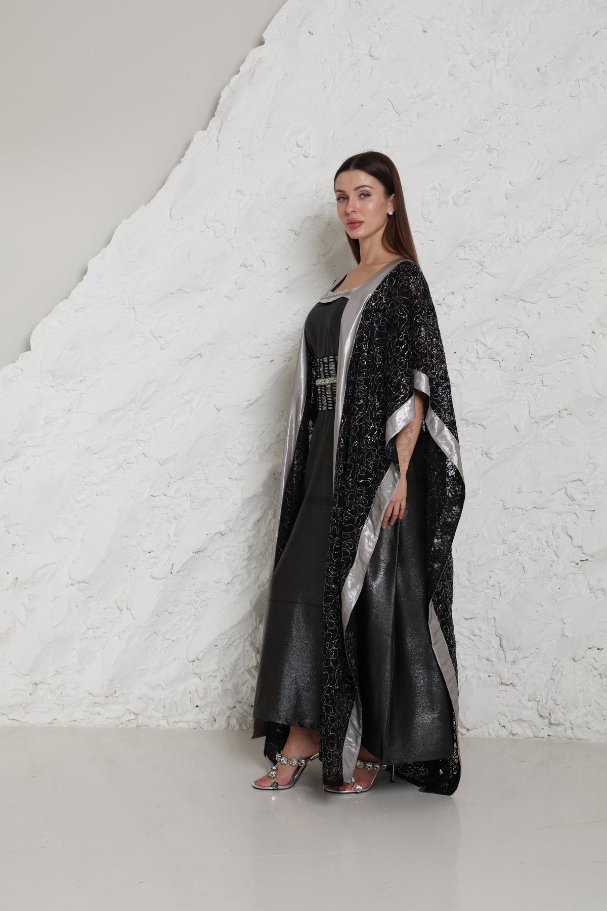 Black Embroidered Dantel Kaftan