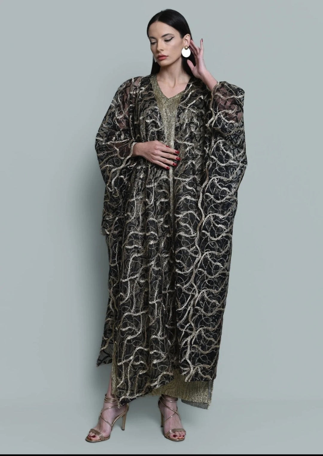 Tulle gold embroidered bisht abaya