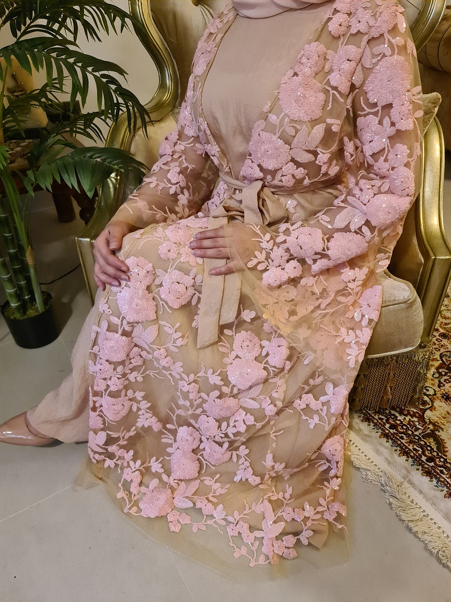 Tulle sequence embroidered kaftan