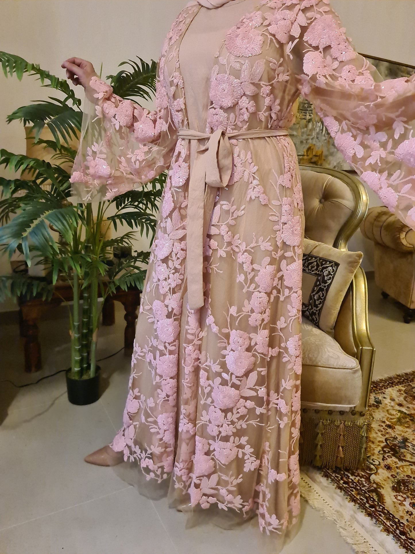 Tulle sequence embroidered kaftan